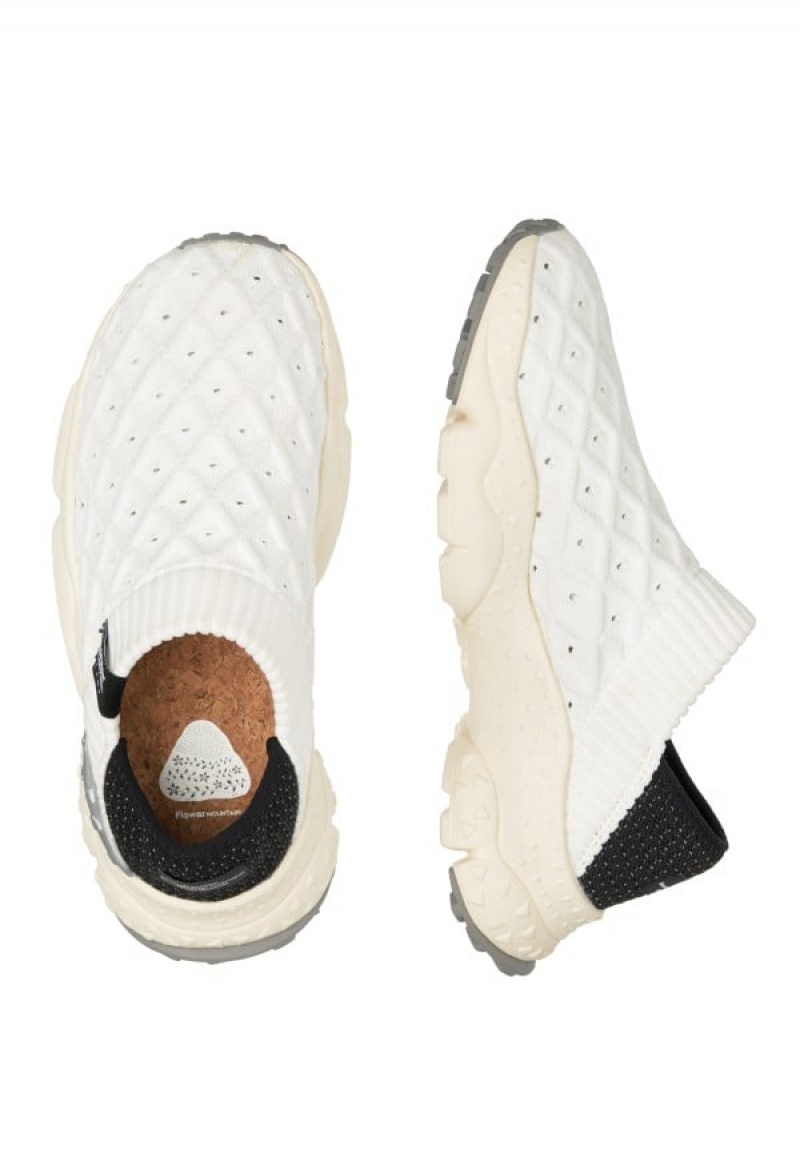 Adidasy Damskie Flower Mountain Camp Białe | AUH4892JK